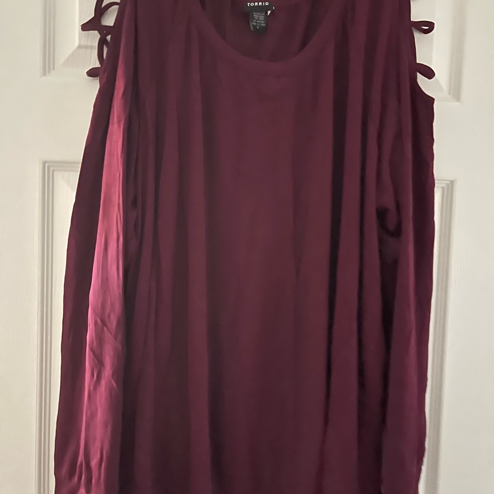 Torrid Women's Deep Red/Burgundy Cold Shoulder Long Sleeve Top